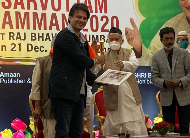 Vivek Oberoi receives Sarvottam Samman from Governor of Maharashtra for his performance in PM Narendra Modi