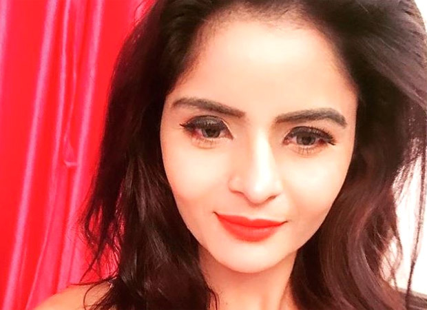 Actor Gehana Vasisth goes nude on Instagram live; asks if her activity can be categorized as porn